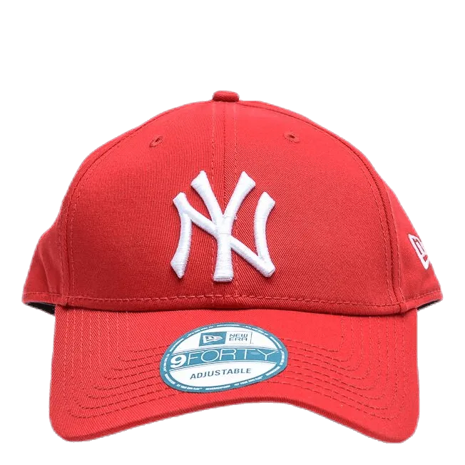 940 League Basic White/Red
