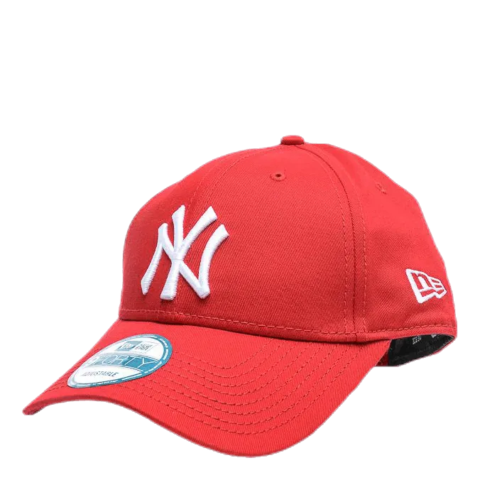 940 League Basic White/Red