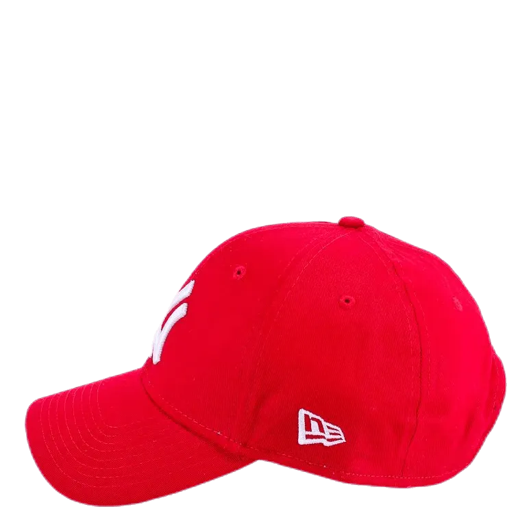 940 League Basic White/Red