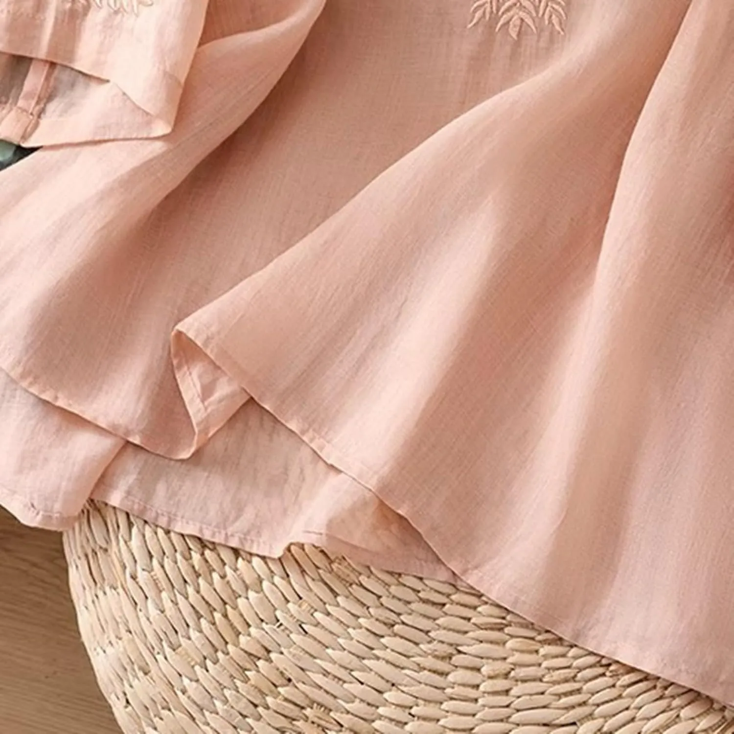 Linen Tops for Women Henley V Neck Summer 3/4 Sleeve Shirts Boho Embroidered Dressy Casual Blouses Loose Vintage Tees