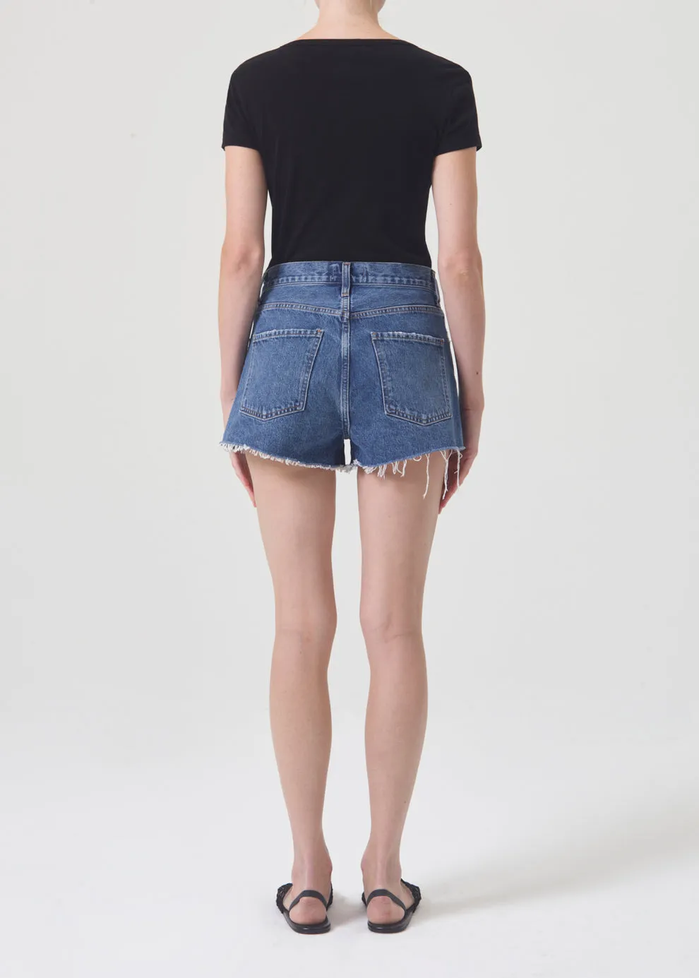 Mila Short Enamour