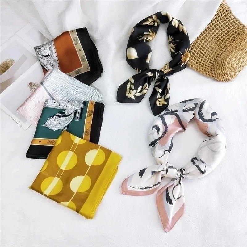 New Wild Spring Scarf To Protect The Cervical Spine Korean Thin Sunscreen Small Square Silk Scarf For Women
