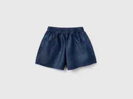 Shorts in lightweight denim